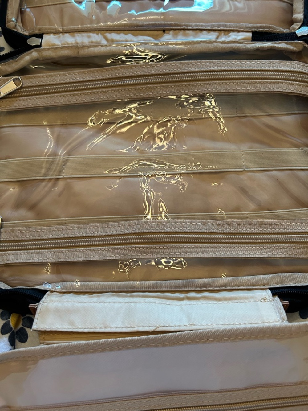 Travel Hanging Toiletry Bag for Women With Jewelry Compartment - Picture 9 of 13